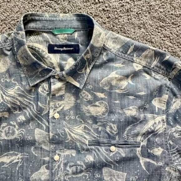 Tommy Bahama Blue Marine Ocean Animal and Fish Print Camp Shirt Sz XL EUC - Picture 2 of 8